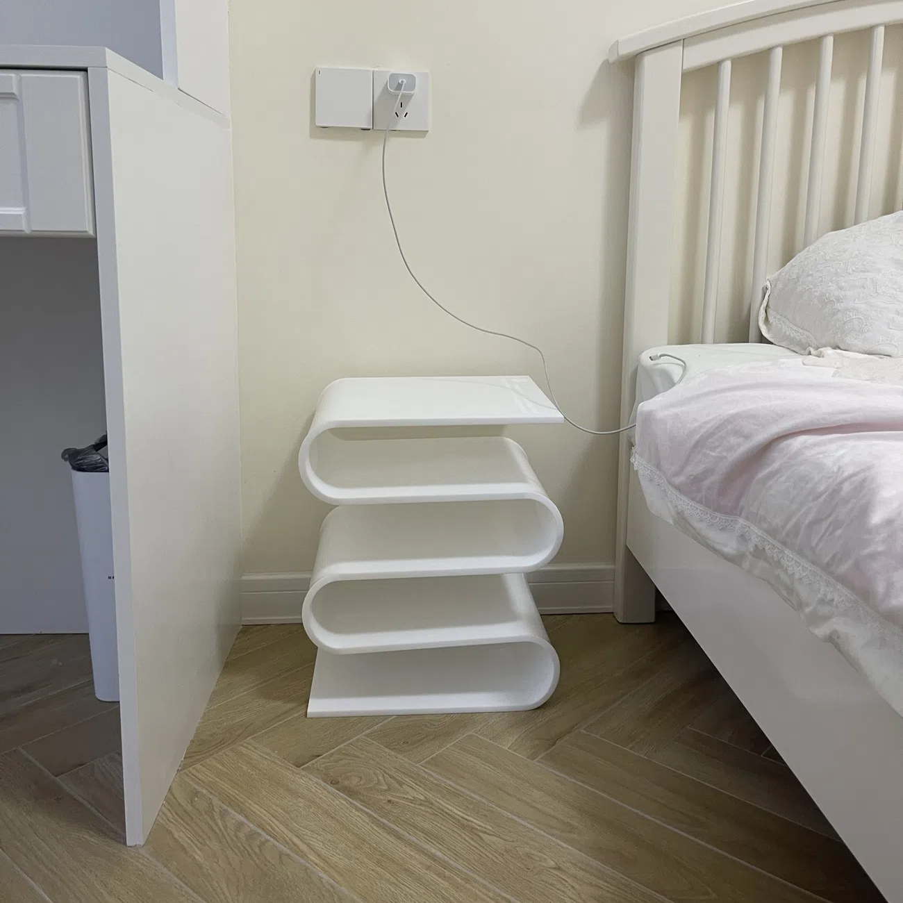 Estante de libros transparente nórdico, mesa auxiliar acrílica con personalidad, muebles para sala de estar, decoración del hogar, estantería pequeña, revistero, nuevo