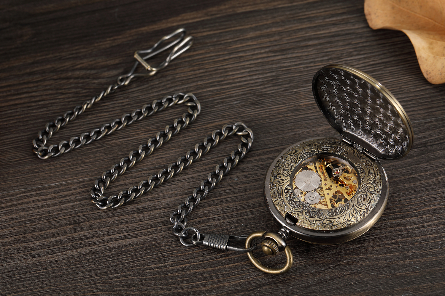 Reloj de bolsillo mecánico con esqueleto antiguo para hombre, collar de cadena, informal, de negocios, de bronce, Steampunk, de lujo, a la moda