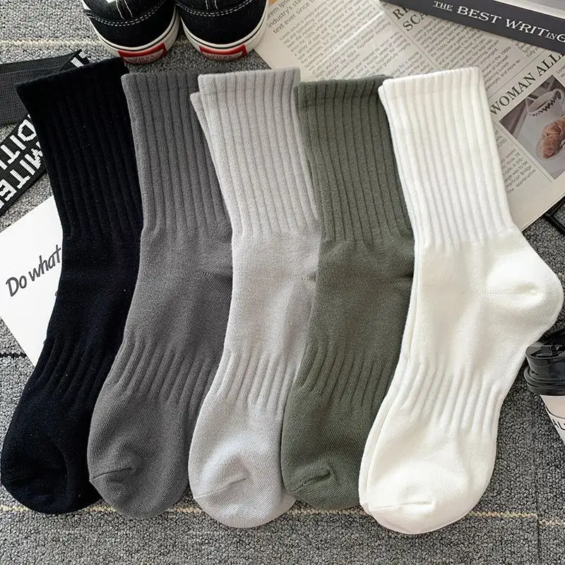 5 คู่ Cool Men สีดําสีขาวถุงเท้าอบอุ่นชุดฤดูใบไม้ร่วงฤดูหนาวชายสีทึบกีฬาสั้นถุงเท้าสําหรับชาย Dropshipping