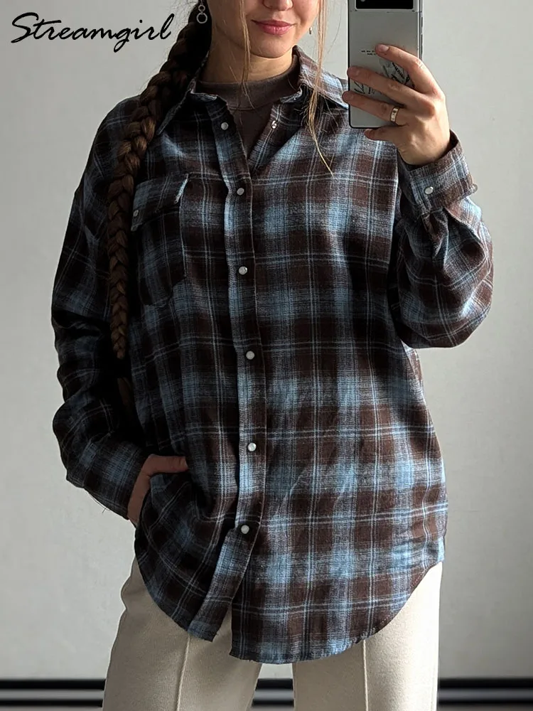 ลายสก๊อตขนาดใหญ่เสื้อผู้หญิงสีฟ้าฤดูใบไม้ผลิหลวม Buttoned เสื้อแขนยาวขนาดใหญ่เสื้อวินเทจ