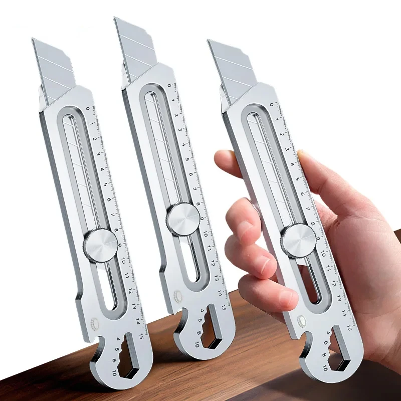 Coltello multiuso Taglierina per righello Coltello a scatto retrattile in acciaio inossidabile Coltello e lame Strumento di misurazione manuale