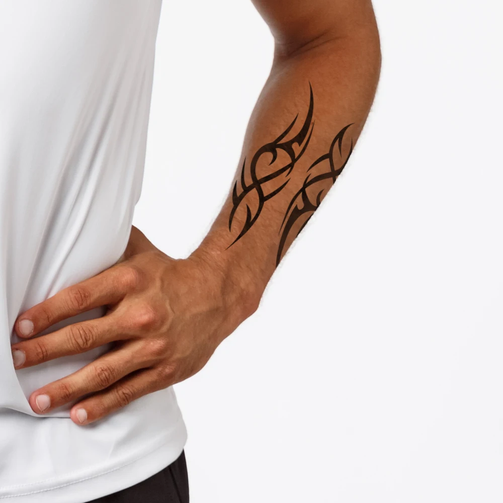 1 pièces mode élégant corps Art Cool femmes hommes demi manches noir tatouage bras temporaire Totem tatouage autocollants transfert d'eau décalcomanies