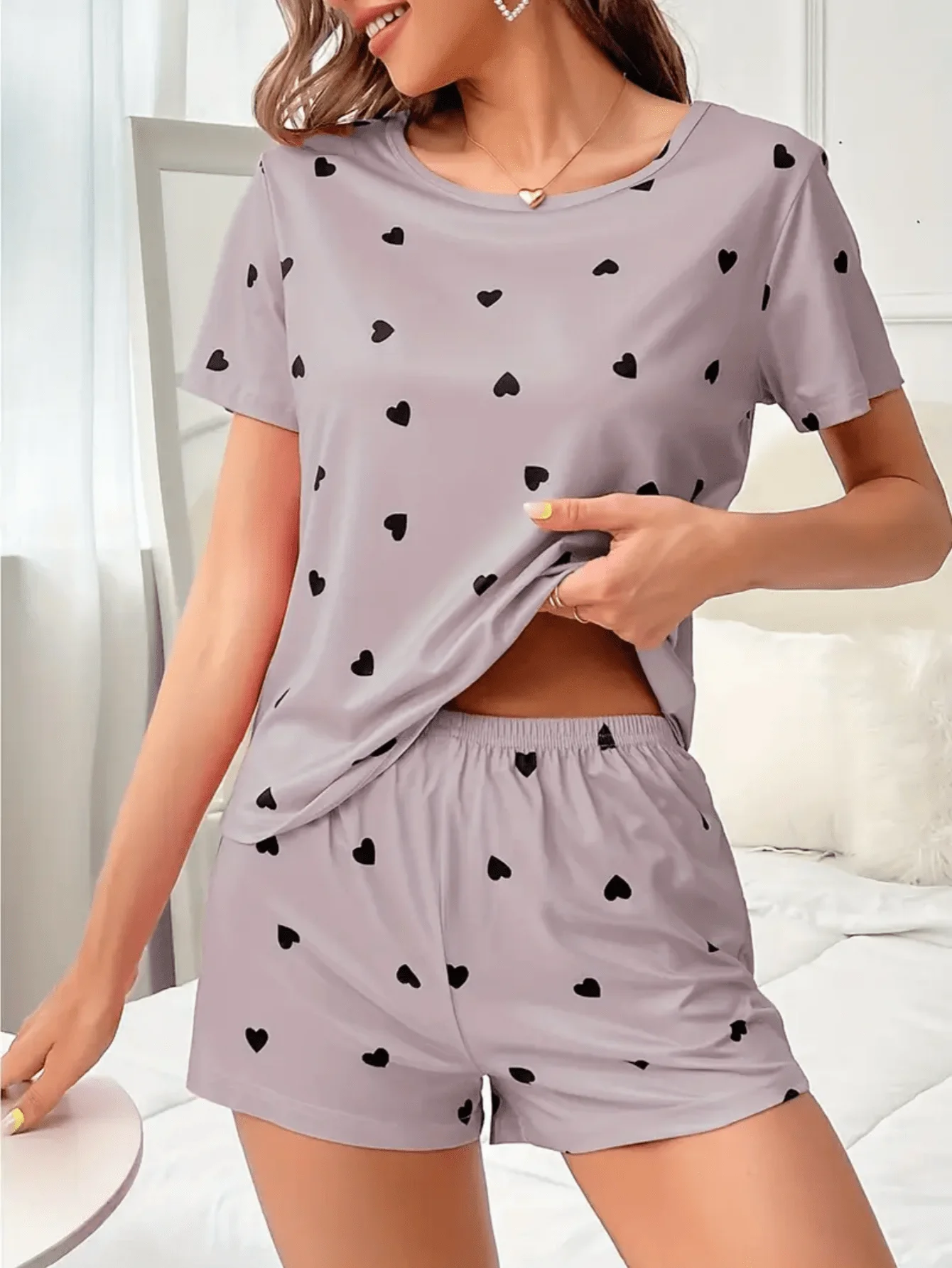Ensemble de vêtements de nuit 2 pièces en tricot imprimé amour pour femmes, doux, à la mode, manches courtes et Shorts, pour un usage confortable pour la maison