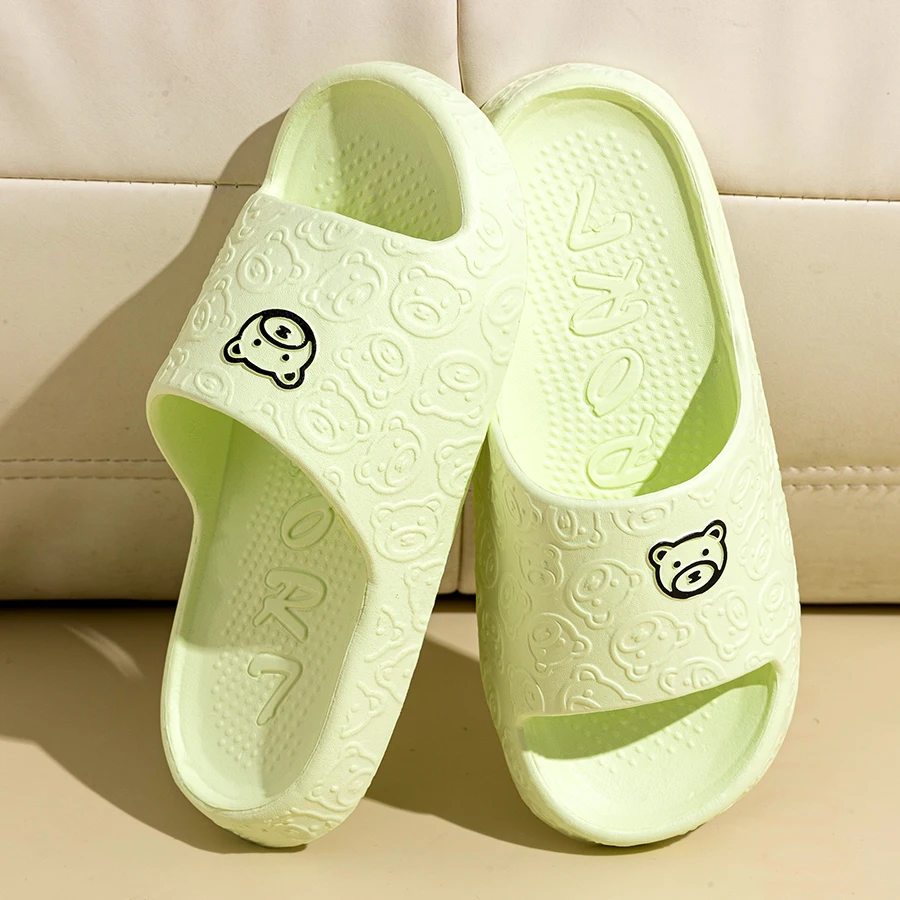 女性のスリッパ夏 Printting かわいいクマ屋内浴室滑り止めソフトソールカップル軽さ快適な男性レジャー靴