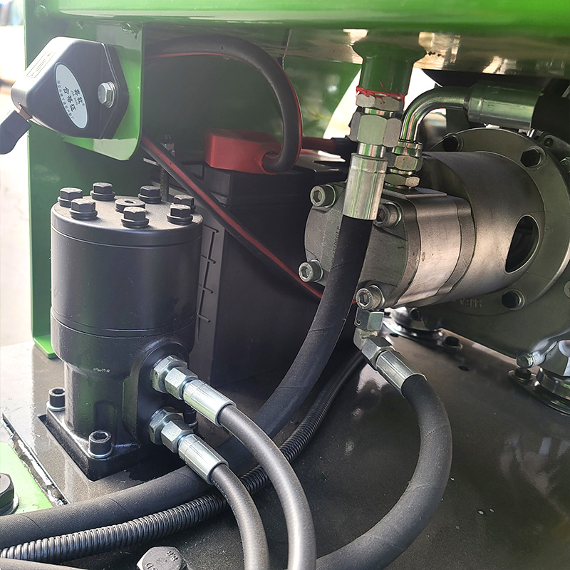 ミニ掘削機掘削機0.8トンユーロVエンジン中国製