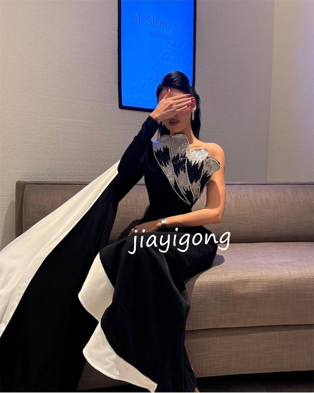 Customized Sizes Available Jersey Pleat Pattern A-line One-shoulder Long Dresses Celebrity Dresses Sparkle Modern Style