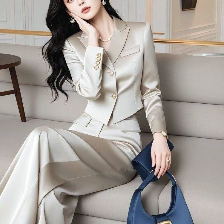 2PCS Elegant Office Lady ชุดสูทสีขาวฤดูใบไม้ร่วงใหม่ผู้หญิงอย่างเป็นทางการชุด Luxury Pearl ปุ่มเสื้อ + กางเกงเอวสูงชุด 2 ชิ้น