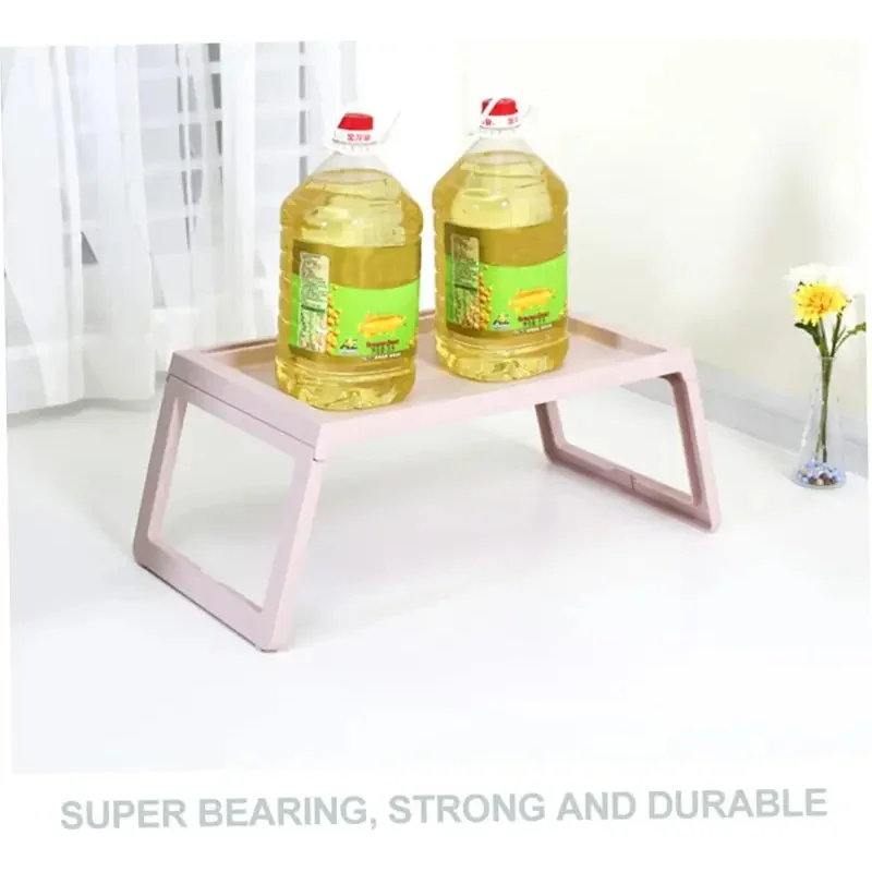 Tavolo pieghevole in plastica multifunzionale per scrivania portatile, ideale per l'uso su letto o divano. Regolabile in altezza, perfetto per la casa