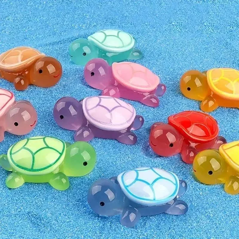 50 pçs bonito mini ornamentos de tartaruga luminosa brilhando no escuro miniaturas tartaruga micro paisagem crianças brinquedos decoração para casa presente