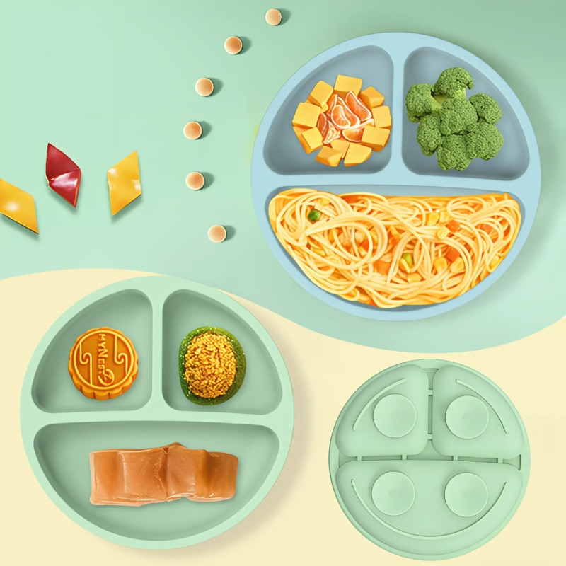 Stoviglie in silicone Piatto piano per bambini Piatto piano diviso Set di stoviglie per addestramento ausiliario Ciotola per snack
