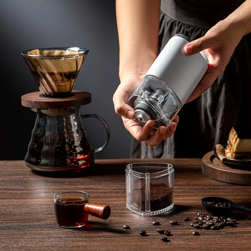 เครื่องบดกาแฟไฟฟ้าแบบพกพาเครื่องบดแบบชาร์จ USB แกนบดเมล็ดกาแฟในบ้าน