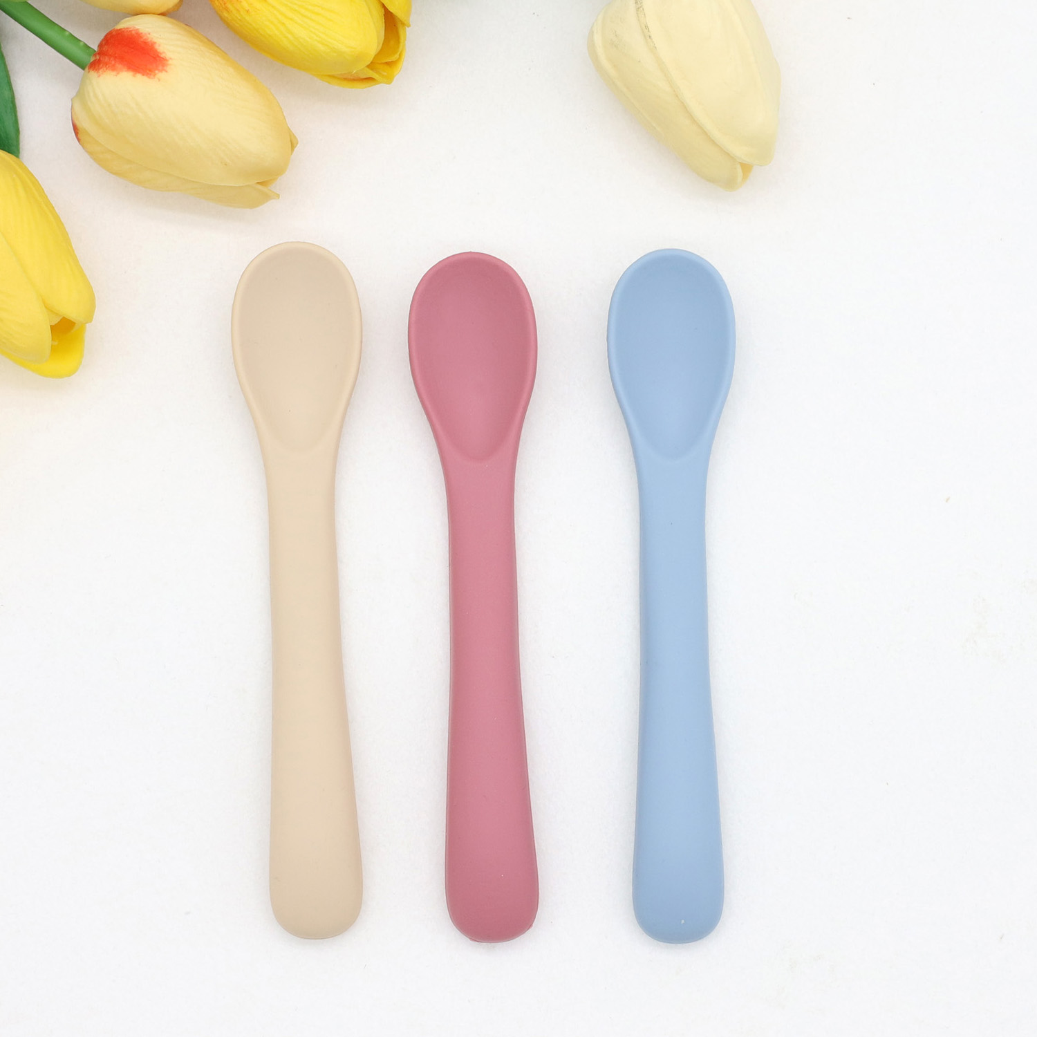 Cuillère souple en Silicone pour bébé, Gadgets d'alimentation, articles pour bébé, petite cuillère, 3 pièces