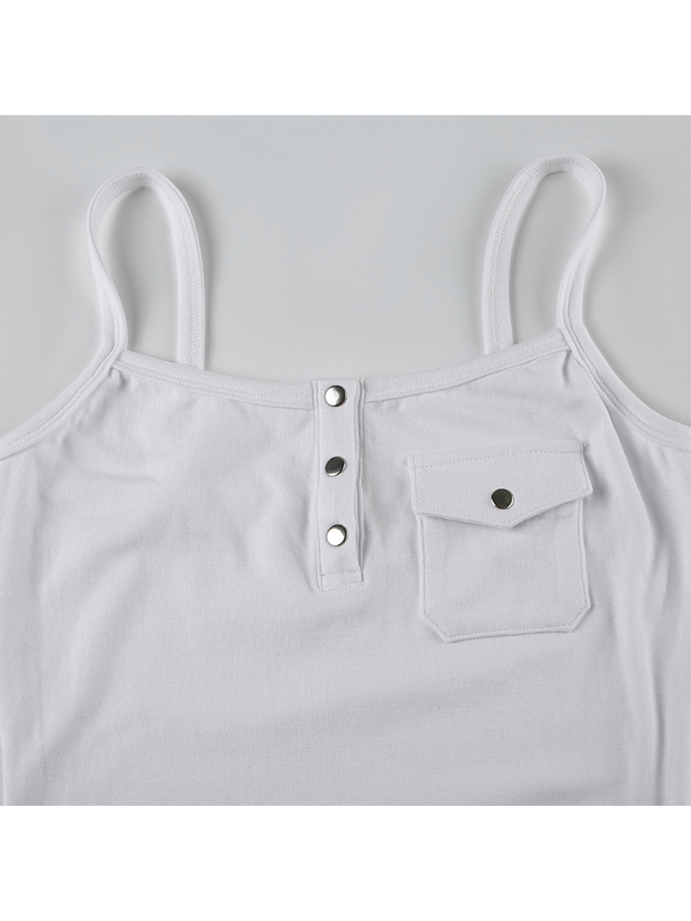 IAMSURE カジュアル固体ポケットキャミソールトップセクシーなスリムスラッシュネックノースリーブタンクトップ女性 2024 夏のファッションストリートレディース