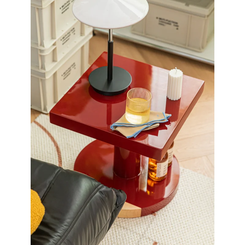 Einfacher mittelalter licher Couch tisch Massivholz Sofa Seiten regal zweistufiger runder Tisch ins Stil Haushalt Retro roter Nachttisch