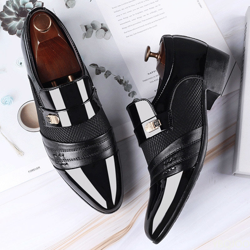 Schuhe Männer Slip auf Männer Kleid Oxfords Mode Business Kleid Männer Schuhe 2020 Neue Klassische Leder Männer Anzüge Schuhe Mann Shoes 2023