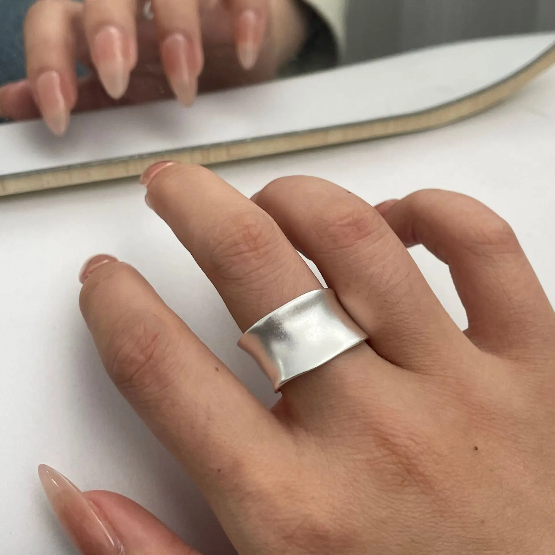 Anello in argento sterling 925 per gioielli da donna ampio semplice aperto vintage fatto a mano anello allergico per regalo di compleanno per feste
