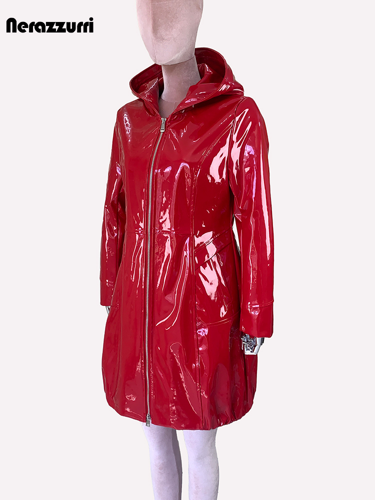 Nerazzurri Frühlingsjacke, wasserdicht, glänzend, reflektierend, schwarzes Lackleder, Damenjacke mit Kapuze, Reißverschluss, rote Herbstkleidung