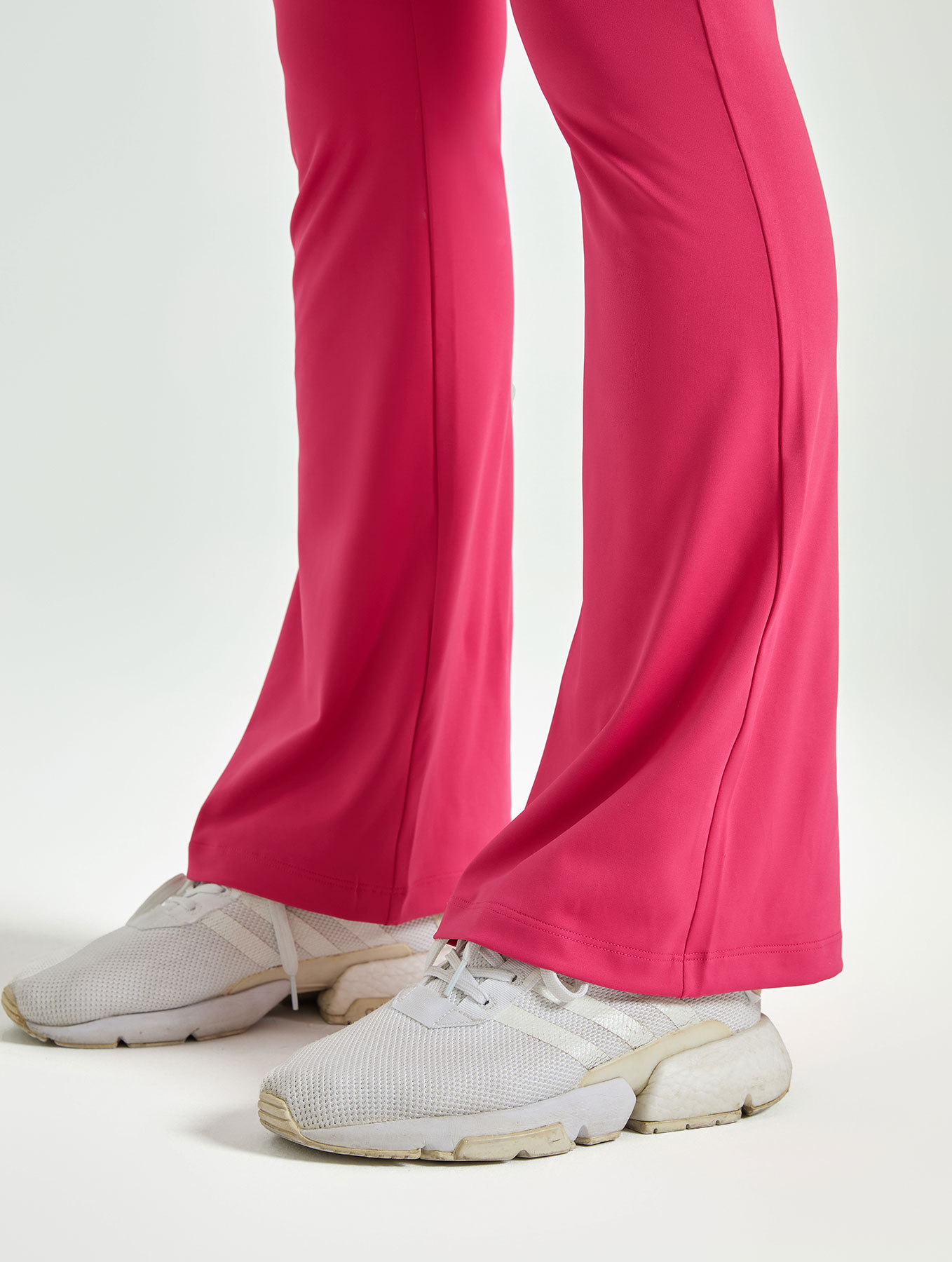 แฟชั่นเซ็กซี่ Hollow Scrunch ผู้หญิงกีฬา Jumpsuit ยกก้นหญิงหน้าอกเบาะโยคะฟิตเนส Overalls ชุด