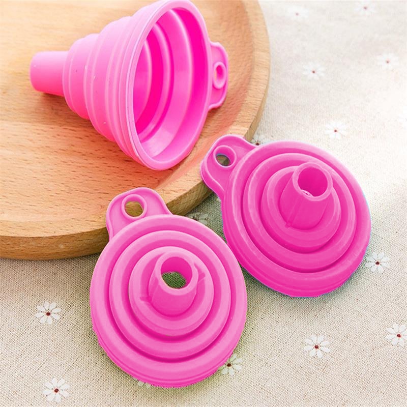 Mini embudo de silicona roja, multifuncional, conveniente, plegable y Sub herramientas de embalaje, suministros de cocina, 1pc