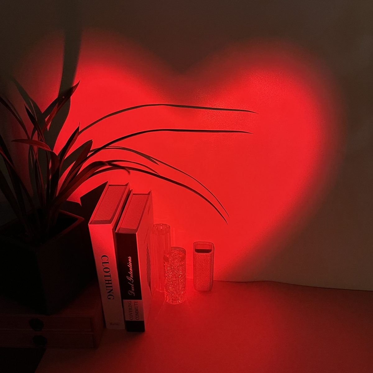Romantic Love Projection Light in Bedroom, Living Room Decoration, Photography Atmosphere Small Night Light