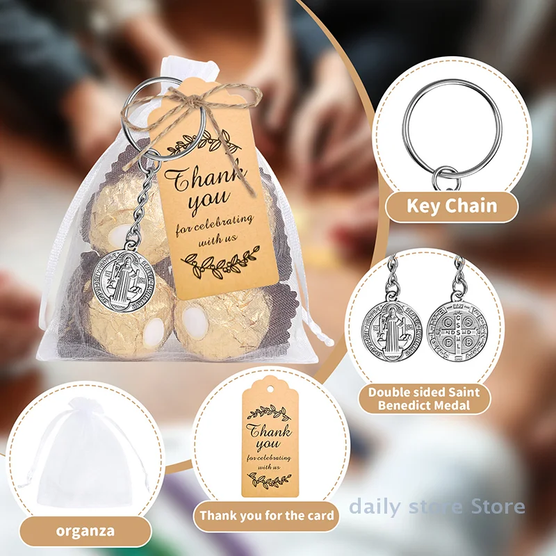 Gantungan Kunci Baptis Dua Sisi Gantungan Kunci Santo Benediktus dengan Kantong Hadiah Organza - 24 set untuk tamu Komuni Pertama