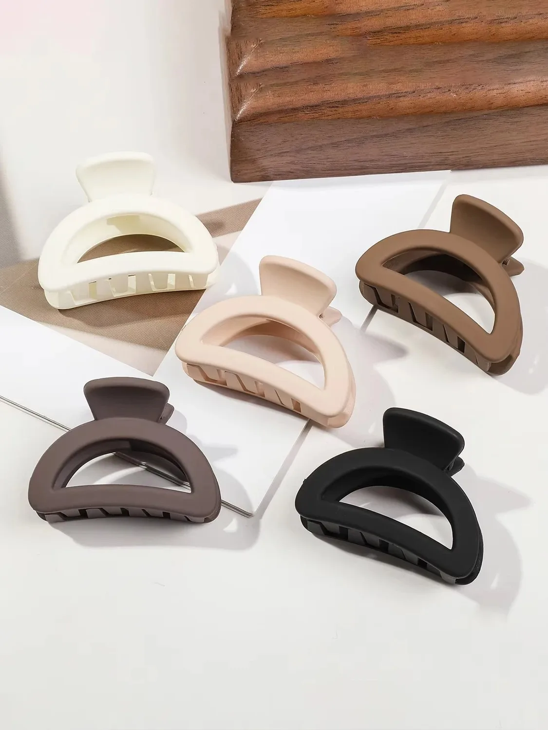 4/5 Uds. Pinzas en forma de garra para el pelo de mandíbula rectangular mate con flor pequeña para mujeres y niñas pasadores semicirculares para cabello fino