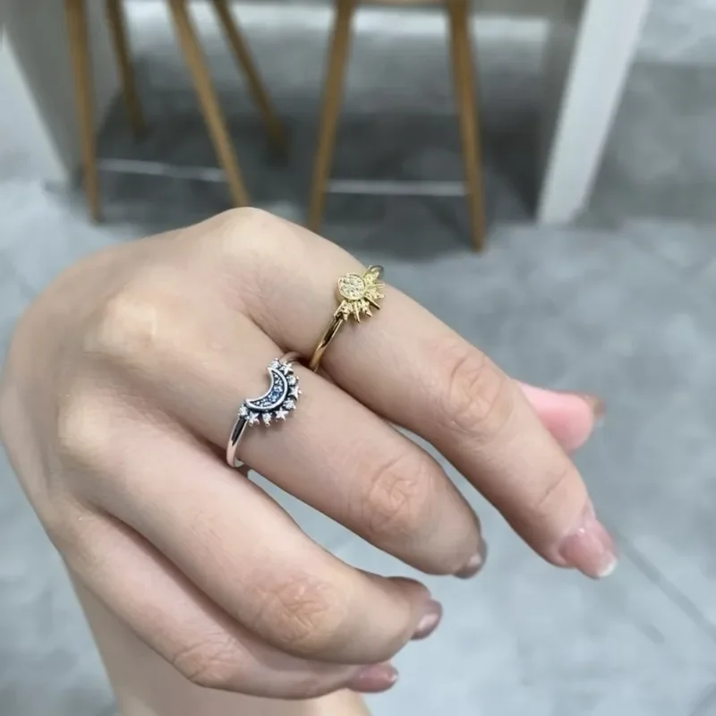 2 pz/set Coppia di Estate Anello Set Cielo Blu Scintillante Luna e Sole Anello 2023 delle Nuove Donne Impilabili Set di Dito Gioielli di Fidanzamento