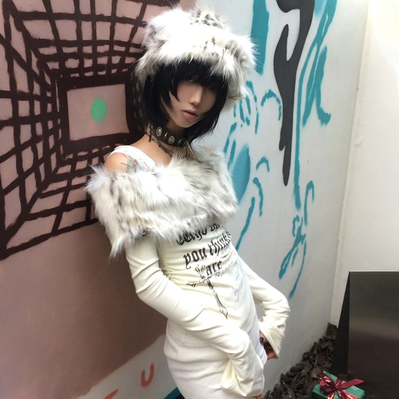 Karrram Japanese Y2k Fur Collar Tops 2000s Aesthetics Off Shoulder Knit Tops Vintage Harajuku Letter Print Long Sleeve T-shirt