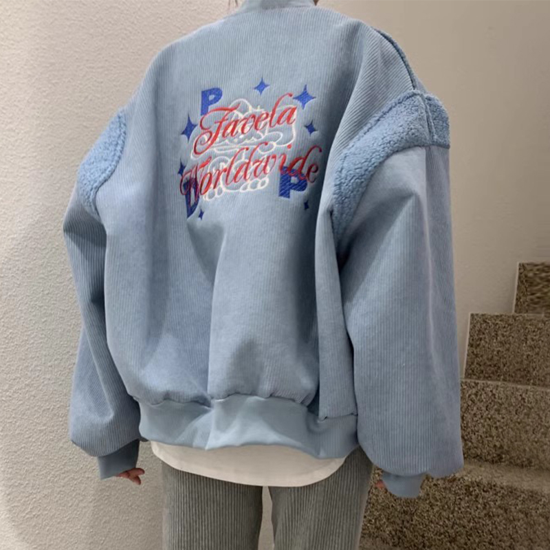 シックな冬ルーズフィット長袖刺繍ぬいぐるみポケットコートレターバックプリントカジュアルアウター若い女性のための