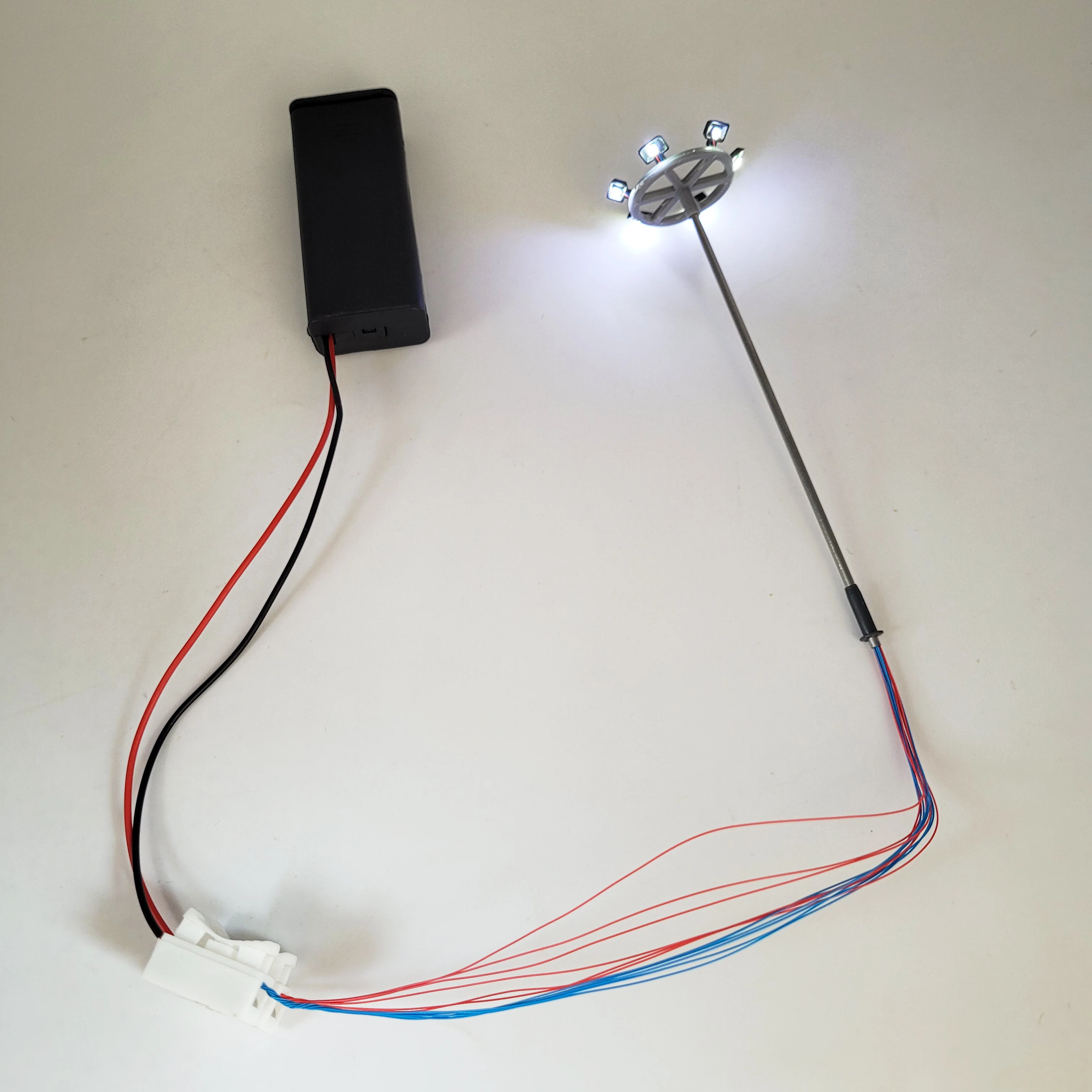 2/5 Chiếc Hồ Mô Hình Quy Mô Chiếu Sáng Tháp 3V 6Pcs Led Tròn Trên Cao Đèn Mẫu Đèn tàu/Vườn/Sân Chơi/Sân Vận Động Bố Trí