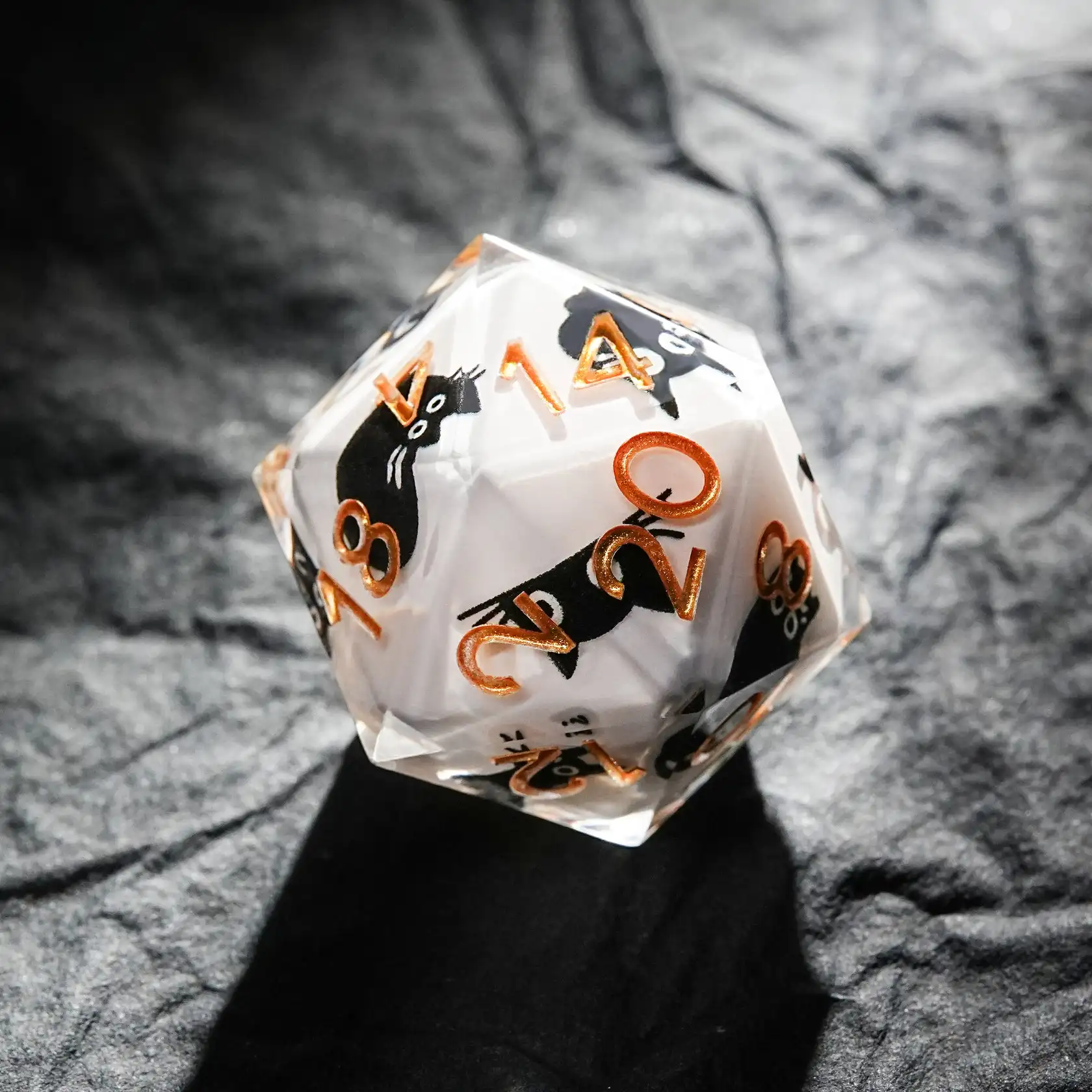 1-7 pçs dnd leite branco resina sólida preto gatinho sorriso gato dados conjunto multi-face dados poliédricos para d & d coc papel rpg jogo de mesa