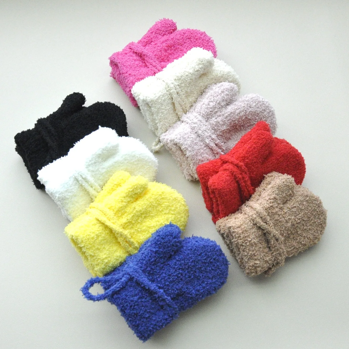 1-3Y เด็กฤดูหนาวหนา Plush พร้อมเชือกถุงมืออุ่นสําหรับชายหญิงใหม่กํามะหยี่ Mittens ขี่จักรยานกลางแจ้งถุงมือสกี