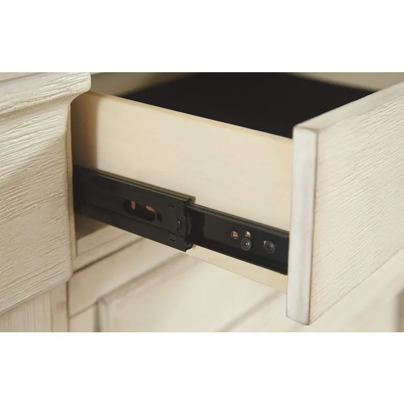 Bolanburg Farmhouse 5 Drawer Chest with Dovetail Construction