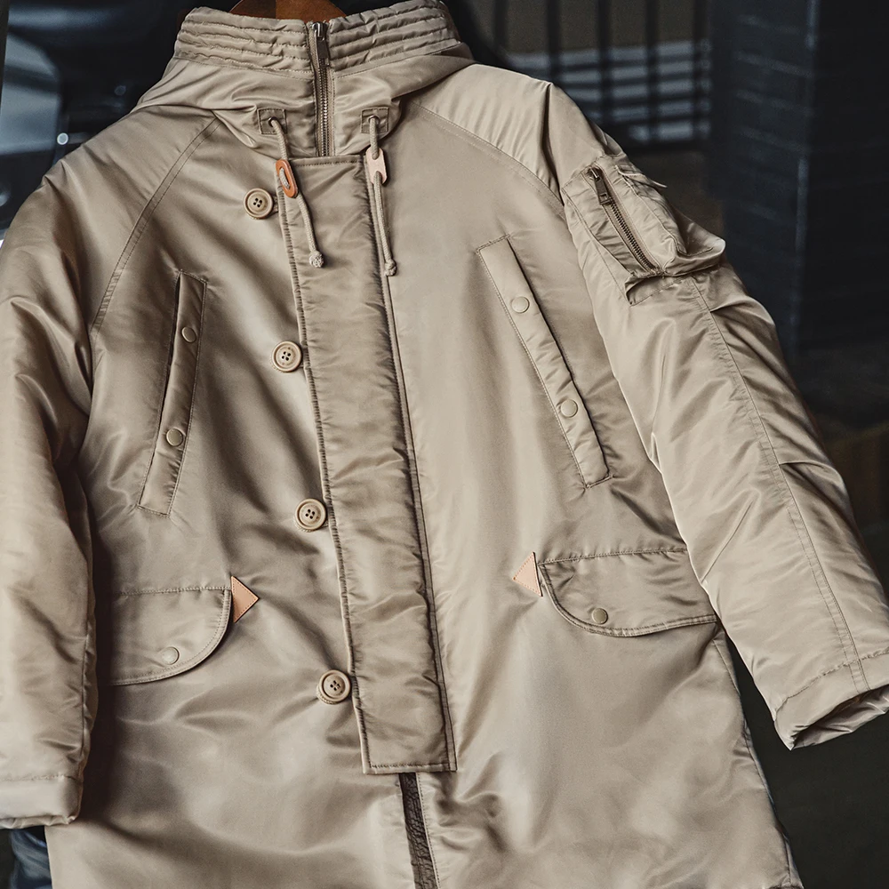 Maden Retro Pilot Chaqueta acolchada de algodón Abrigo cálido con capucha de longitud media grueso para hombres Otoño e Invierno Color caqui prendas de vestir