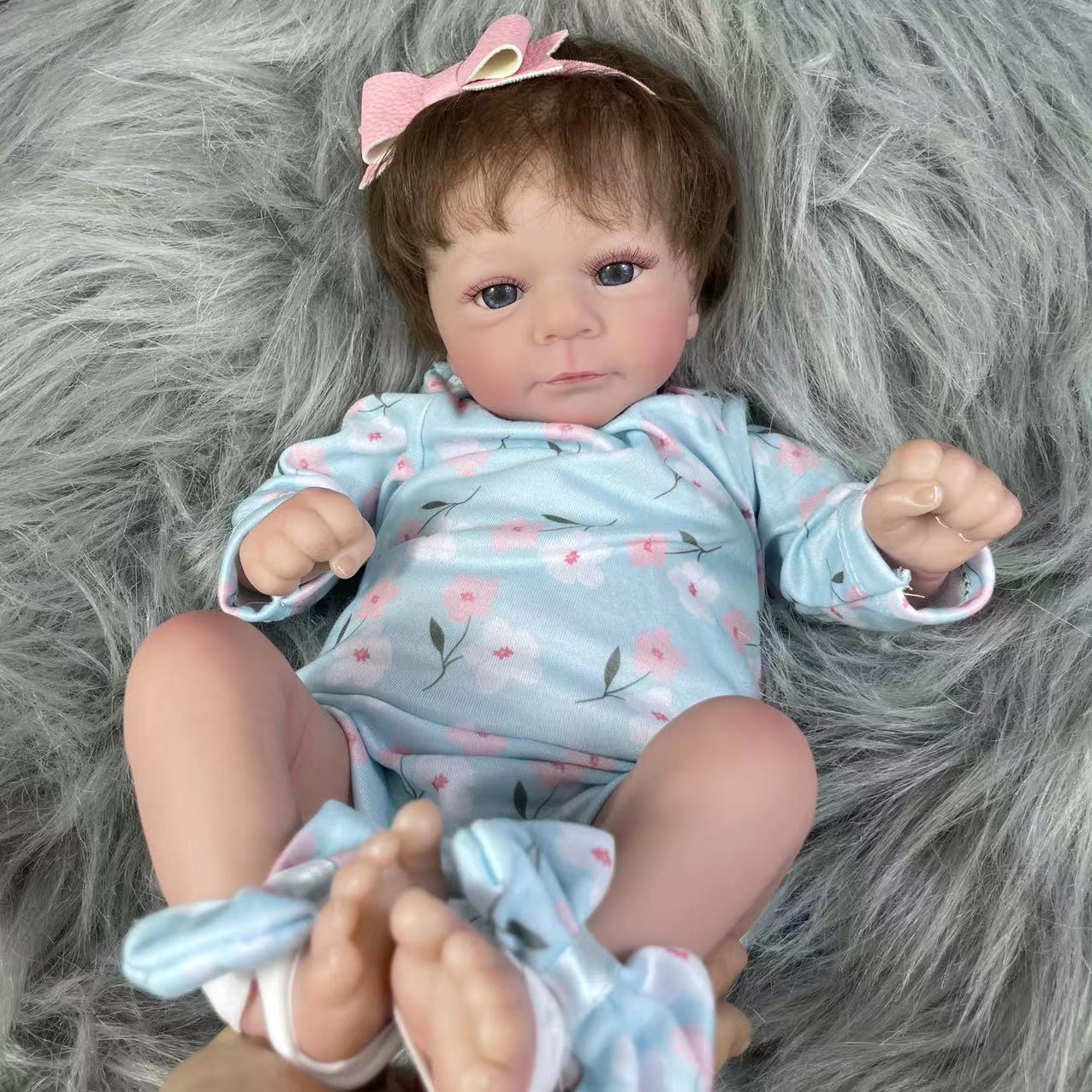 18 インチすでに完成したリボーンベビードールフェリシア愛らしい女の子リアルな人形 3D 肌の色静脈人形ギフト人形アクセサリー