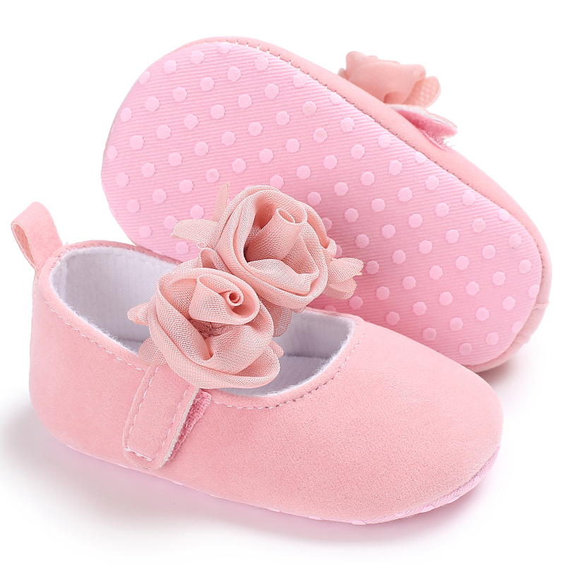 Zapatos de princesa de Color sólido con encaje a la moda para niñas, cómodos zapatos antideslizantes de suela suave para niños pequeños, primeros caminantes blancos para bautismo