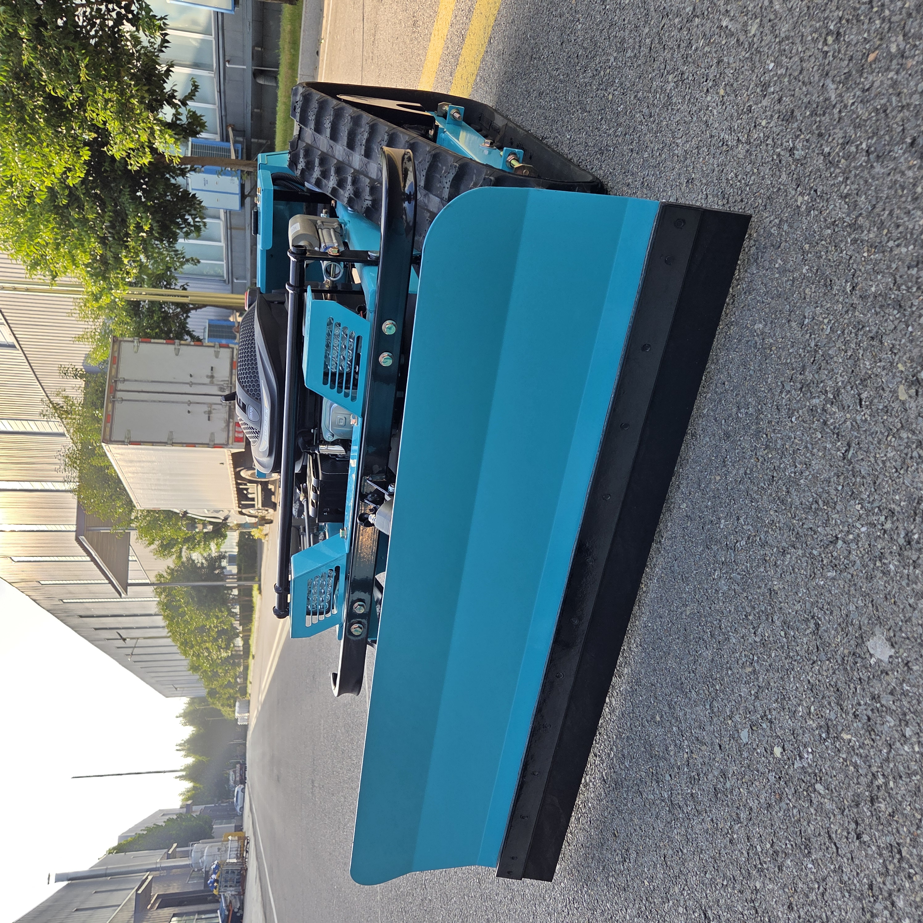 Winterschneeschaufeln, spezieller vollautomatischer ferngesteuerter intelligenter Raupen-Grabengarten-Rasen-Smart-Rasenmäher