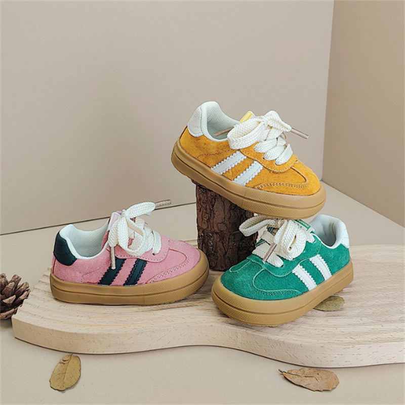 2024 nuevos zapatos de bebé de otoño, zapatillas de cuero para niños pequeños, zapatillas de tenis para niños al aire libre, suela blanda, zapatillas de deporte de moda para niñas pequeñas, EU16-25