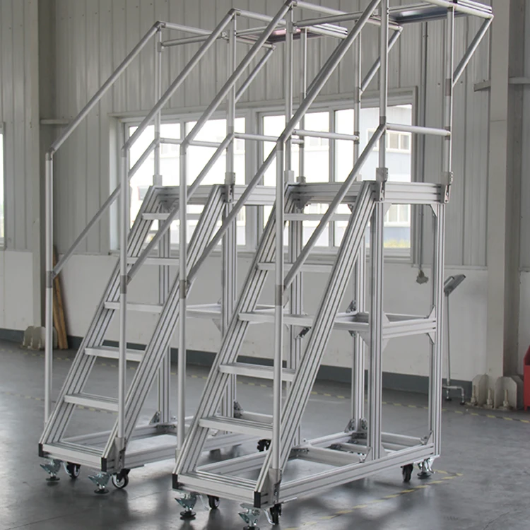 Scale in alluminio di sicurezza industriale Passerelle Piattaforme a gradini Scale pieghevoli con piedini per accessori Livellatore per gambe