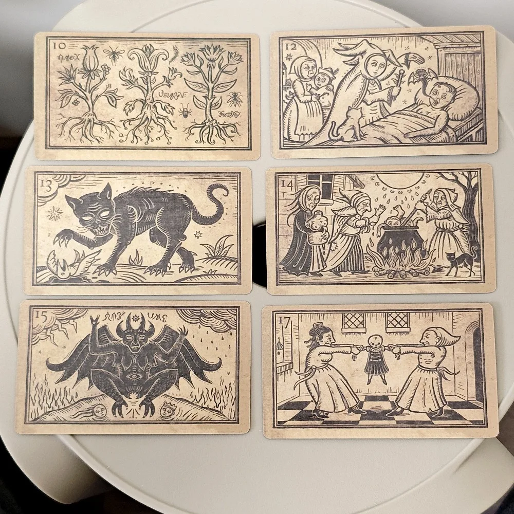 Mildred Payne's Oracle of Black Enchantment 52 tarjetas estilo bloque de madera con imagen de línea negra de 10,3x6 cm