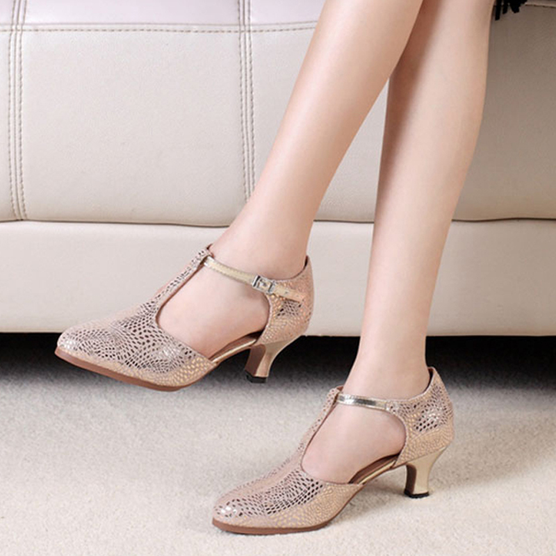 Vũ Điệu Latin Giày Nữ Salsa Tango Phòng Khiêu Vũ Đảng Nhảy Múa Giày Da Vàng Nữ Cao Gót Bít Mũi Giày Jazz Giày