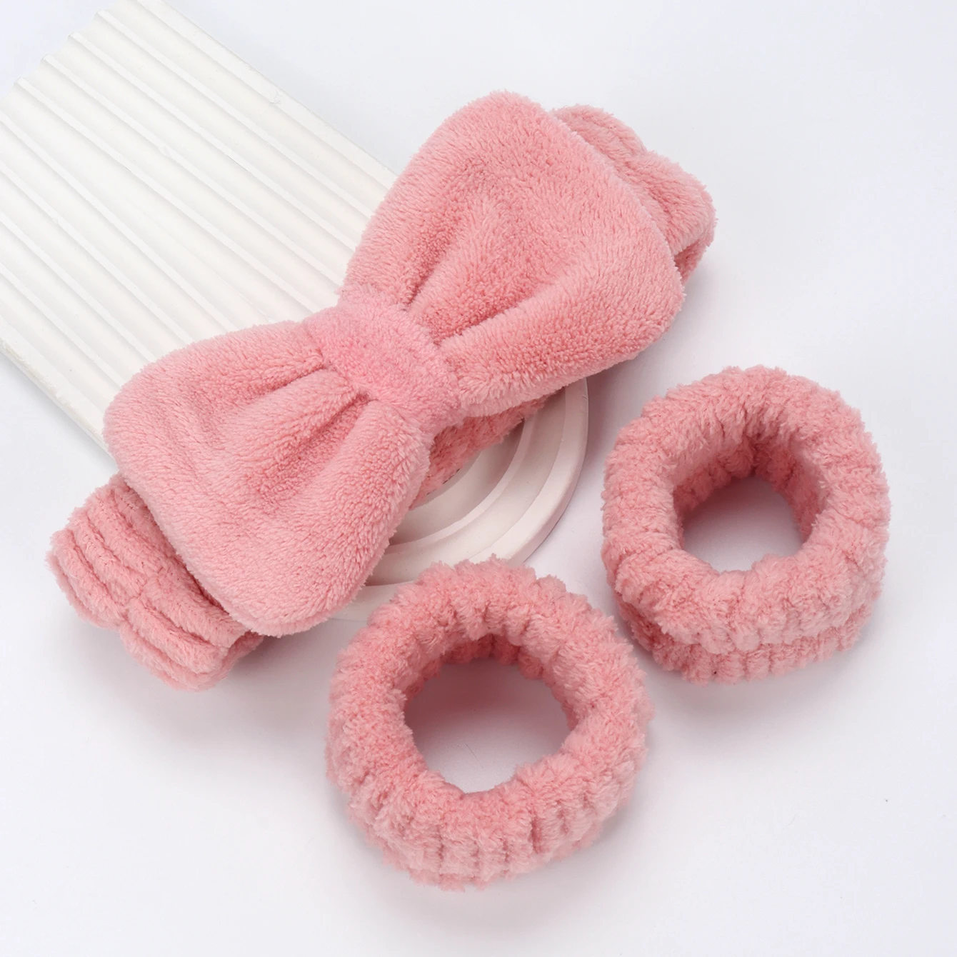 3 Muñequera de Spa para lavarse la cara Toalla de maquillaje de microfibra Bandas para el cabello Banda de lavado Scrunchies Banda absorbente para el sudor para la muñeca