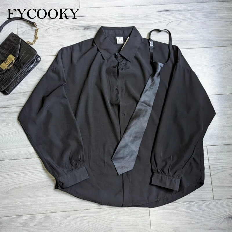 2025 Camicie nere a maniche lunghe da uomo Camicette comode coreane Camicia monopetto allentata casual con cravatta