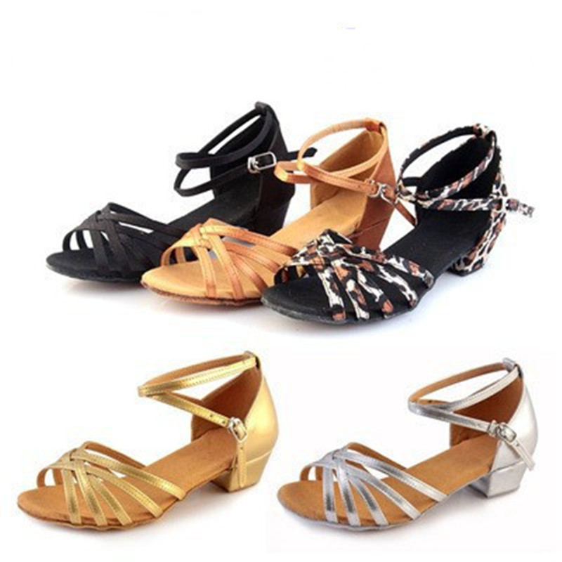 Nuevos zapatos de baile latino para niñas y niños, salón de baile, Tango, Salsa, zapatos de tacón bajo de leopardo dorado, plateado y negro, 3,5 cm