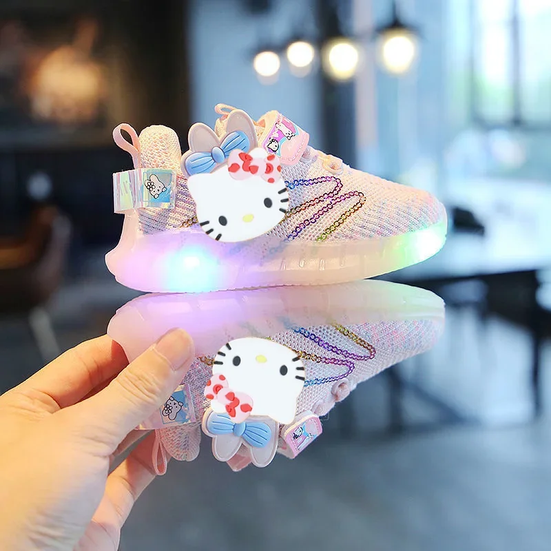 Sanrio dziecięca kreskówka hello kitty chłopcy dziewczęta antypoślizgowe miękkie rozświetlone buty na co dzień buty sportowe studenckie buty do biegania LED
