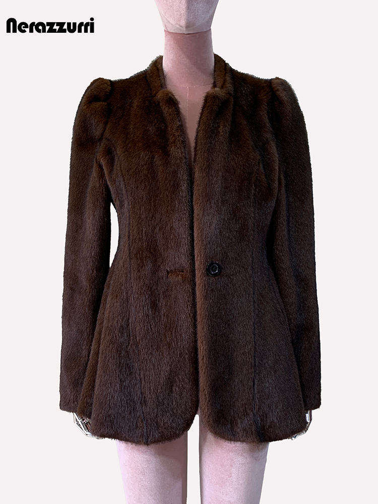 Nerazzurri ฤดูหนาวสั้นสีน้ําตาลหนานุ่มติดตั้ง Faux Mink Fur Coat ผู้หญิงเดี่ยวปุ่ม Elegant Luxury Chic Fluffy Jacket