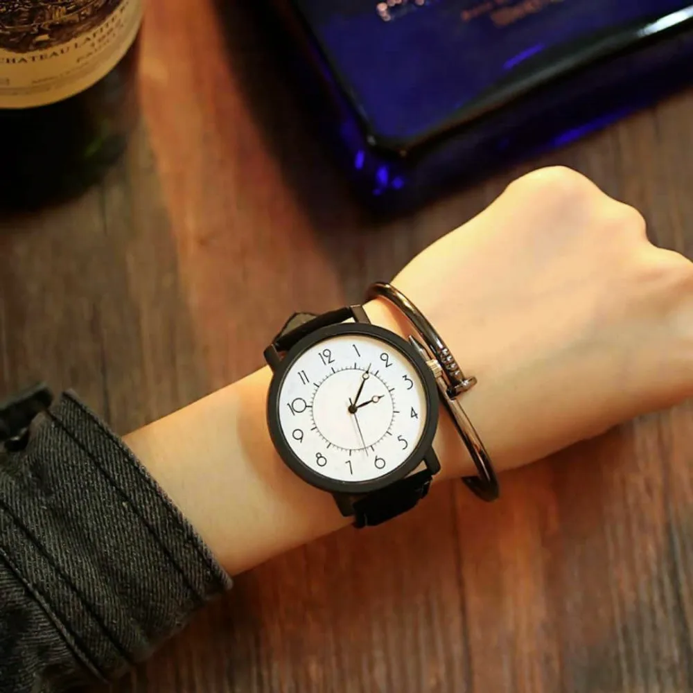 ใหม่แฟชั่นที่สร้างสรรค์บุคลิกภาพ Retro นาฬิกา Starry Sky Dial นาฬิกาคู่หรือเด็กของขวัญวันเกิดเด็กหญิงนาฬิกาควอตซ์ผู้หญิงนาฬิกา