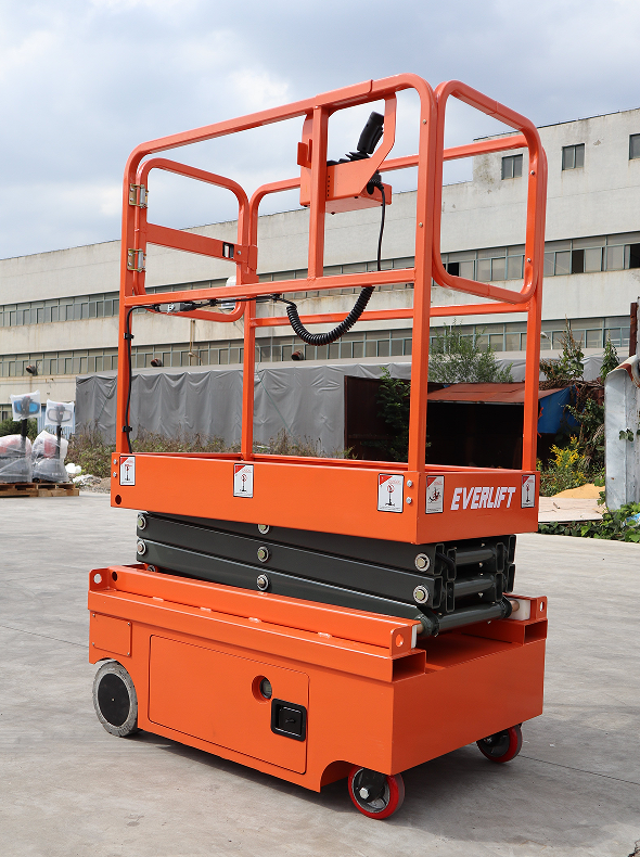 EVERLIFT 300KG Capacidade 3m 4m 5m Pequenas Plataformas de Trabalho Elevador de Tesoura Plataforma de Trabalho Elevada Elevador de Tesoura Completamente Elétrico