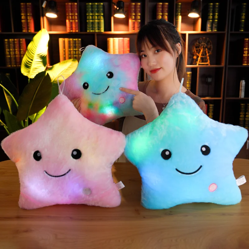 24*22 ซม.ของเล่นสร้างสรรค์ Luminous Star หมอนตุ๊กตา Plush เรืองแสงดาวที่มีสีสันเบาะไฟ LED ของขวัญของเล่นสําหรับเด็กเด็ก