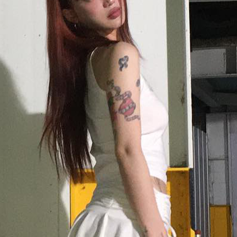 Шикарный укороченный топ с буквенным принтом для девочек, белый топ без рукавов и открытой спины